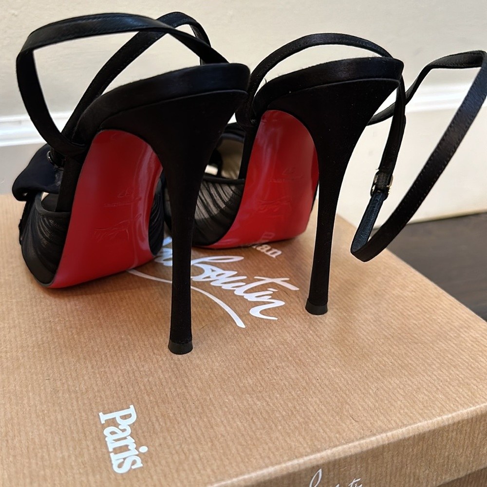 Christian Louboutin black satin heels - Picture 4 of 11